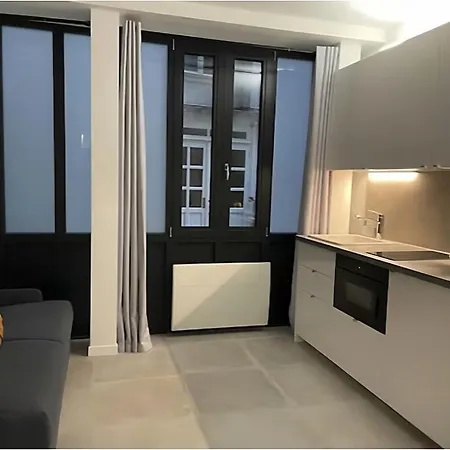 Appartamento Modern In The Heart Of *
